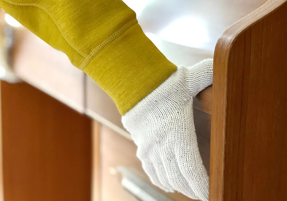 家具を運ぶイメージ